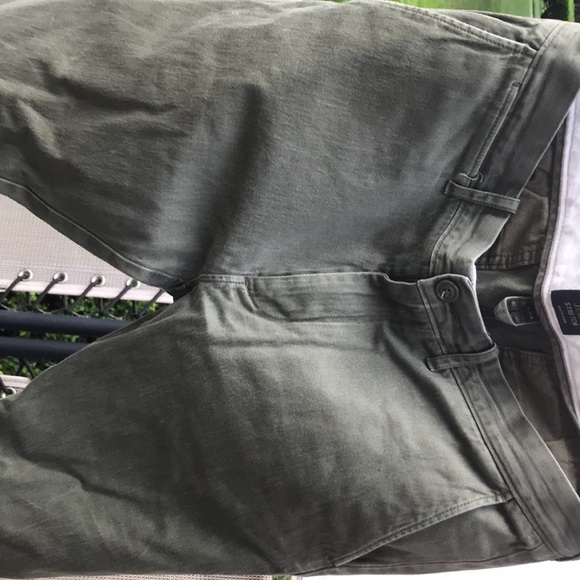 J. Crew Men's Slim Stretch Olive Chinos,  30 x 34 - Picture 5 of 14